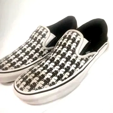 한정판 컬 라거펠트 x VANS 스니커즈 슬립온