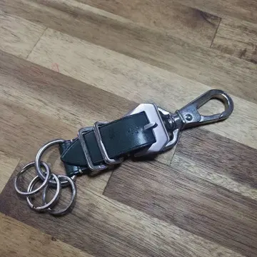 다크 그린 가죽 키링 마츠시타안