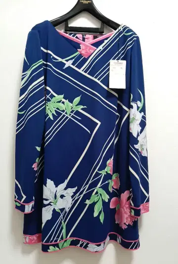 주말 세일 미사용 레오나르 튜닉 40