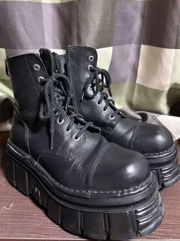 NEW ROCK 부츠