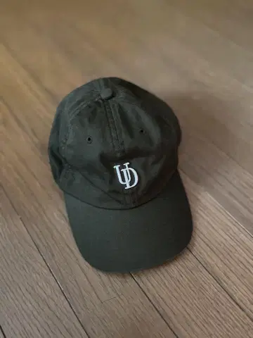 UNDECORATED 캡 green