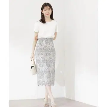 PROPORTION BODY DRESSING 레이스 타이트 스커트