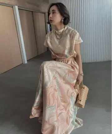MEDI MANON SET UP DRESS 코랄 M 사이즈