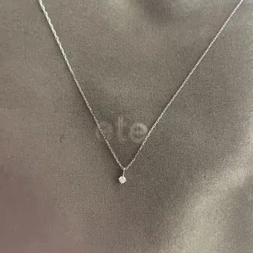 ete 목걸이