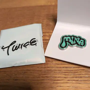 TWICE THIS IS FOR MINA 랜덤 핀 배지
