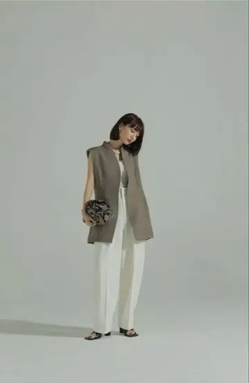 [ 새상품급 ] louren sharkskin shape 베스트