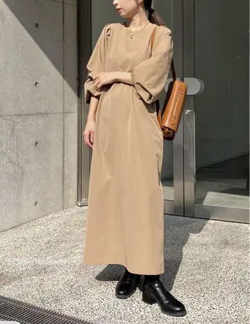 카프리슈 마쥬 퍼프I 라인 원피스