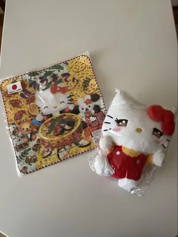 헬로키티 봉제 인형과 타월 세트