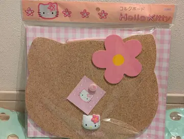 헬로키티 코르크 보드 꽃 포함