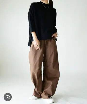 and it.  배럴 레그 팬츠