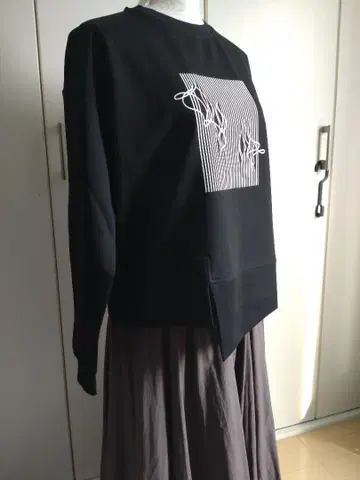 부즈루드 블랙 긴팔 상의 롱T 새상품