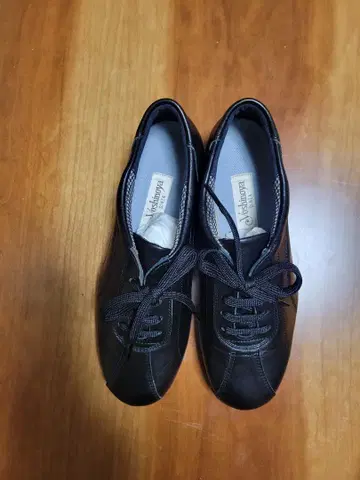 새상품급 긴자 요시노야 캐주얼 슈즈
