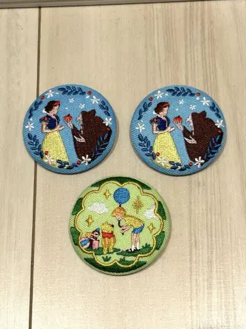 디즈니 자수 캔 배지 (3개 세트)