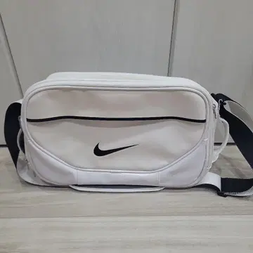 NIKE 스포츠 백
