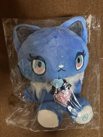 아도로자 토루마리 봉제 인형