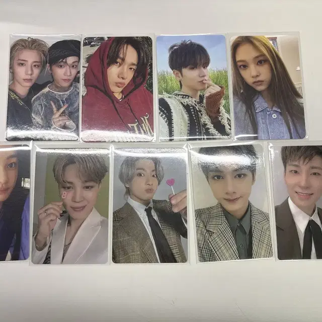 일괄3천원))보넥도 뉴진스 세븐틴 방탄 포카 팔아요