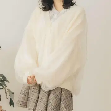 amr. 튤 가디건