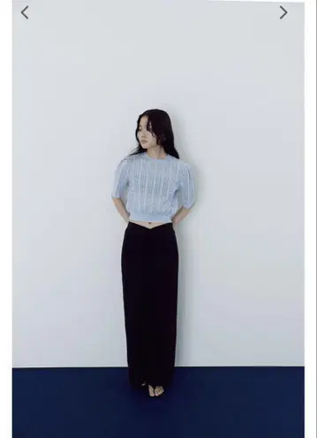 MEER. FRONT GATHER TIGHT SKIRT(BLK)