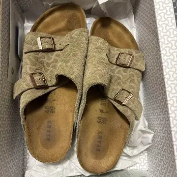 BIRKENSTOCK 샌들