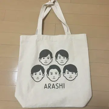 아라시를 여행하는 전시회 토트백