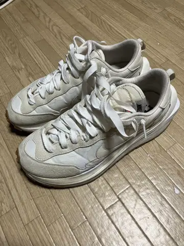 sacai vaporwaffle whitegum