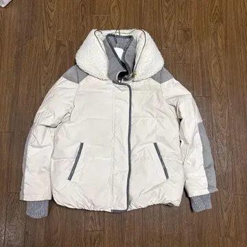 더블 스탠다드 클로징 보아 카라 부착 다운 자켓
