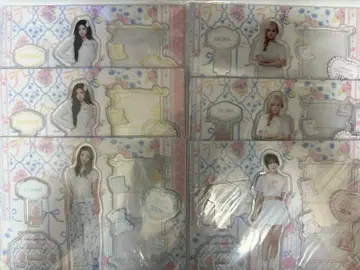 ILLIT 에니마이 복권 유나 모카 원희 이로하 아크릴 스탠드