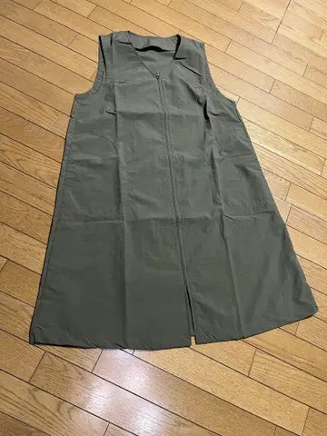 앙코키네 카키 슬리브리스 롱 원피스, 베스트 M