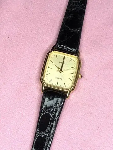 여성용 손목시계 SEIKO EXCELNT 가동 새 배터리 벨트 새상품