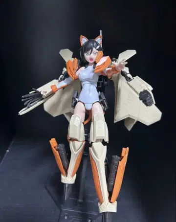 ACKS No.MC-05 가변 파이터 걸즈 완성품