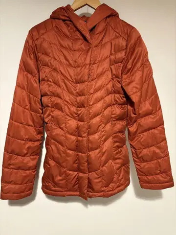 [대폭 할인] 파타고니아 오렌지 후드 부착 다운 자켓