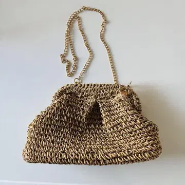 나노 유니버스 스트로우 소재 뜨개질 숄더백