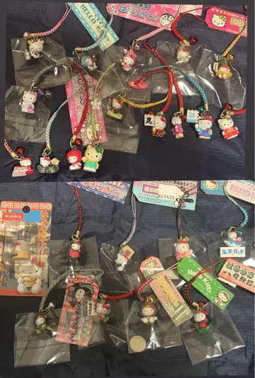 헬로키티 산리오 고토치 레어 새상품 족쇄 스트랩 배송비 포함 24개