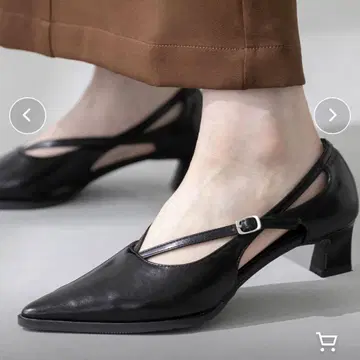 완전 미사용 크로스 스트랩 스틸레토 힐 펌프스