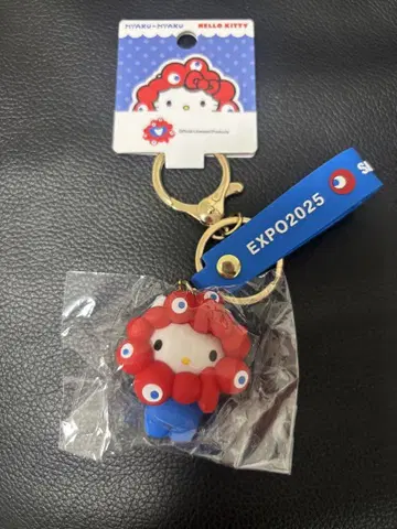 오사카 엑스포 키티 변신 미야쿠미야쿠 스트랩 키링