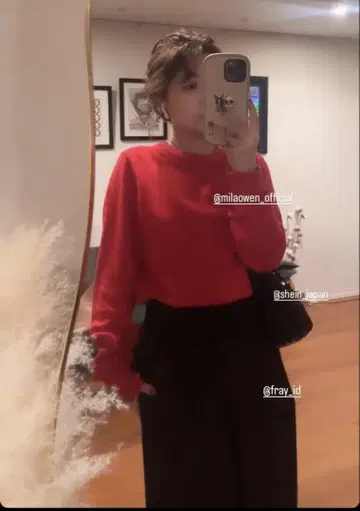 Mila Owen 레드 양모 100% 긴팔 니트