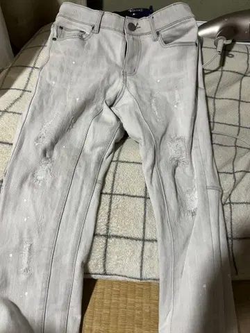 아담스 저글러 데미지 스키니 화이트