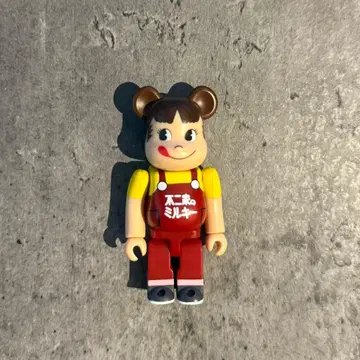 BE@BRICK 베어브릭 100% 후지야 밀키 빈티지 버전