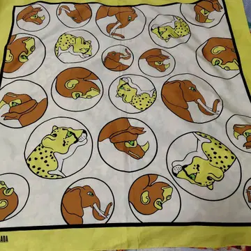 준코 시마다 스카프