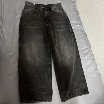 [ H&M ] 에이치앤엠 슈퍼 배기 데님 33/30