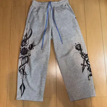 꽃무늬 프린트 그레이 조거 팬츠