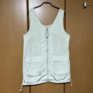 미사용 새상품 moussy 나일론 롱 베스트 아이보리 프리