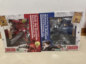 TRIGUN 피규어