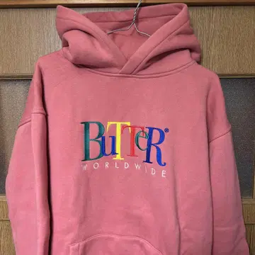BUTTER 자수 로고 후드티 핑크