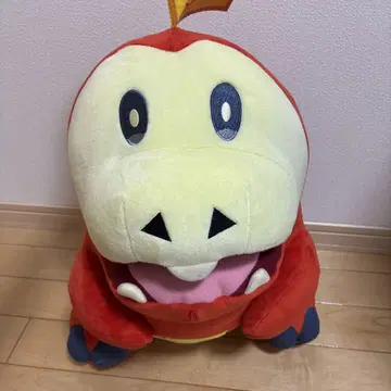 뜨아거 봉제 인형