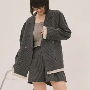 frill layered design jacket / loin nuit