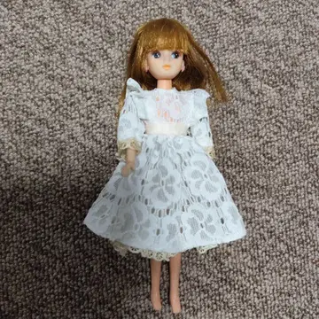 리카짱 인형 본체 레이스 드레스 포함