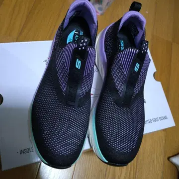 스케쳐스 24cm 아치핏