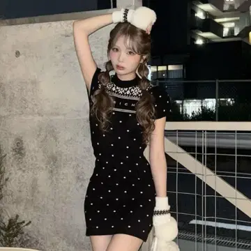 노르딕 도트 니트 미니 원피스