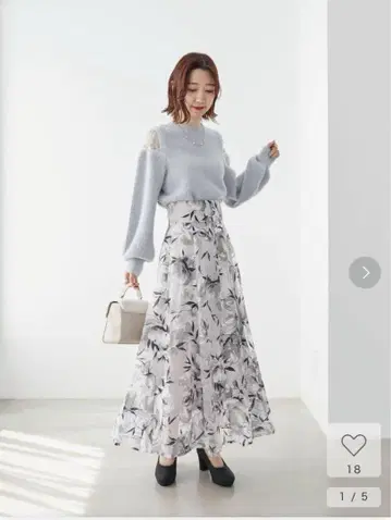 MAJESTIC LEGON 백 레이스업 플레어 스커트 M 사이즈